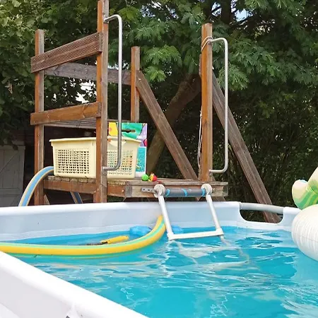 Ubytování v soukromí Chambre Calme Piscine Abri Velo Moto Parking Fibre