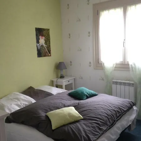 Chambre Calme Piscine Abri Velo Moto Parking Fibre